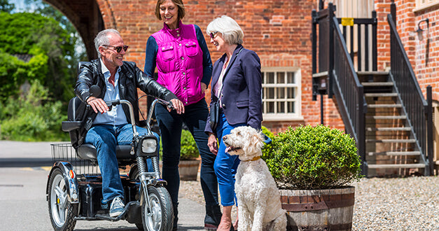AFIKIM Silver Afiscooter SE Mobility Scooter With Rider Outdoor