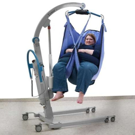Arjo Bariatric Basic Loop Sling In Use By Patient For Front View Transfer