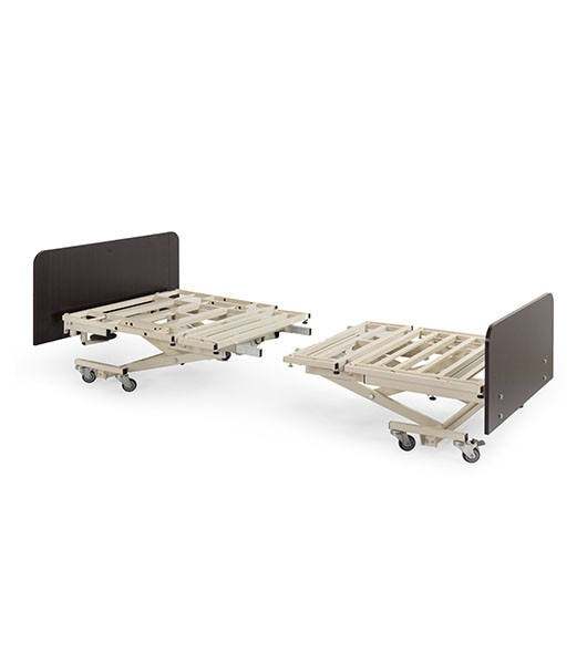 Medacure Lincoln Expandable Bariatric Bed with Split Frame Design View