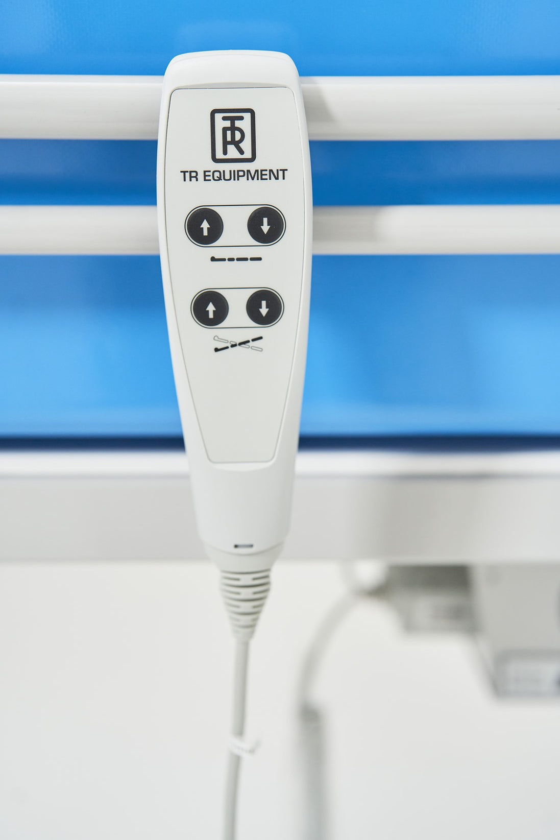 TR Equipment | TR3200L Bariatric Battery-Operated Large Shower Trolley ...