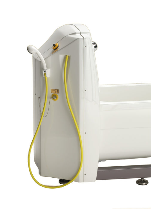 TR Group TR900C Hi Lo Bathtub With Cleaning System Shower Cleaning Hose View