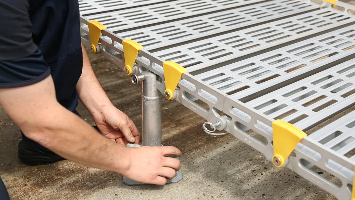 Standa Ramp Roll-A-Ramp | Standard Aluminum Wheelchair Ramp with Approach Plates ...